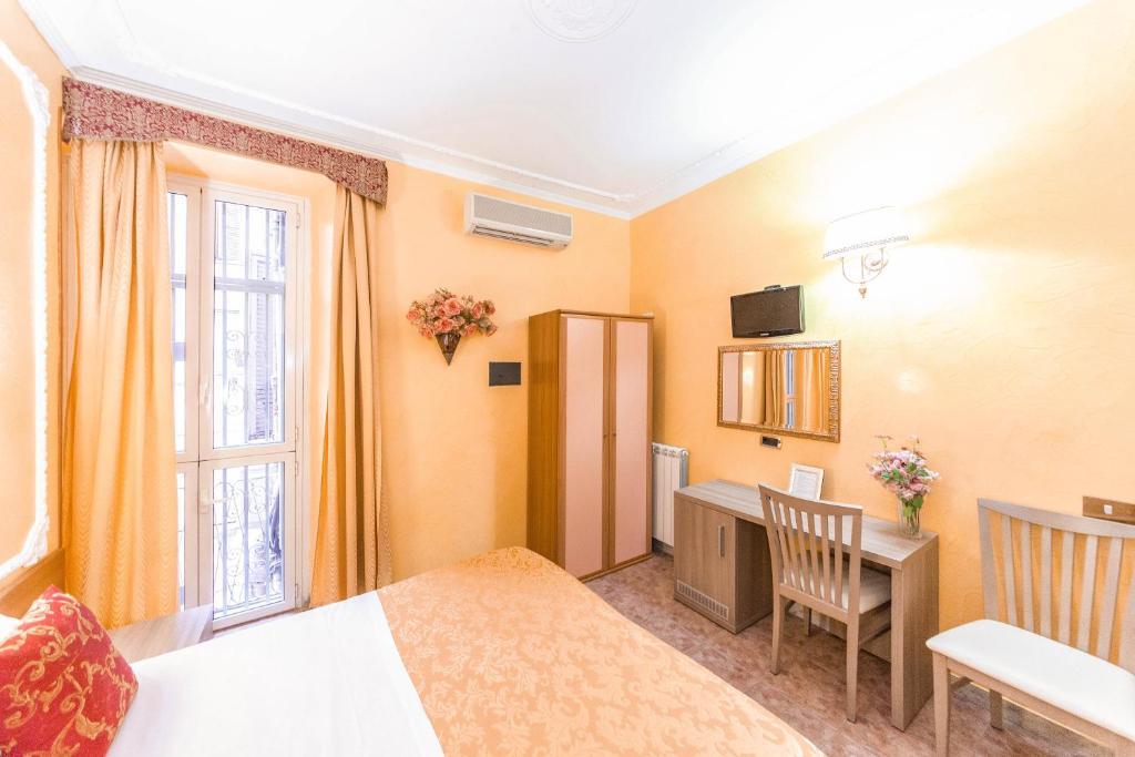 Downtown Accommodation Рим Екстер'єр фото